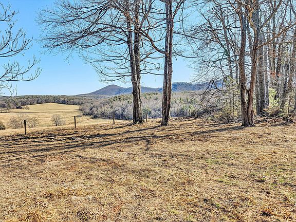 2nd image of 3160 Sawmill Rd