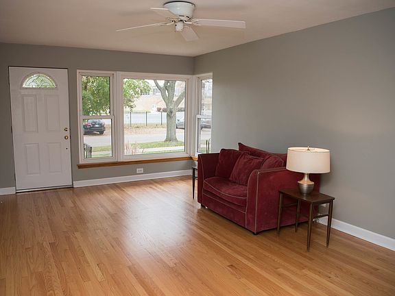 5th image of 7536 W Everell Ave