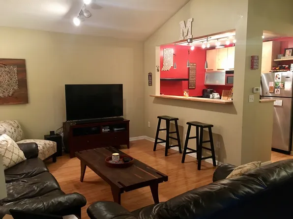 1747 E 56th St Unit H, Indianapolis, IN 46220
