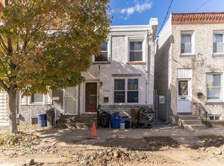 2324 E Thompson St, Philadelphia, PA 19125