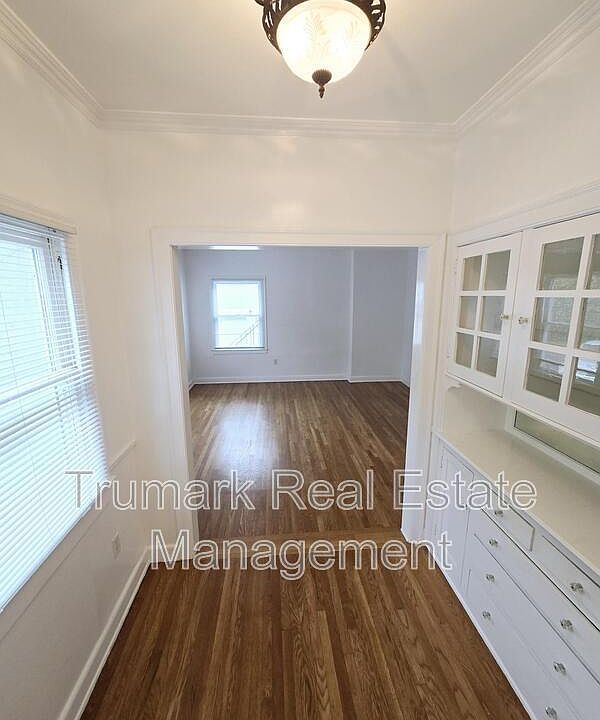 1st image of 40 S Wilson Ave #4