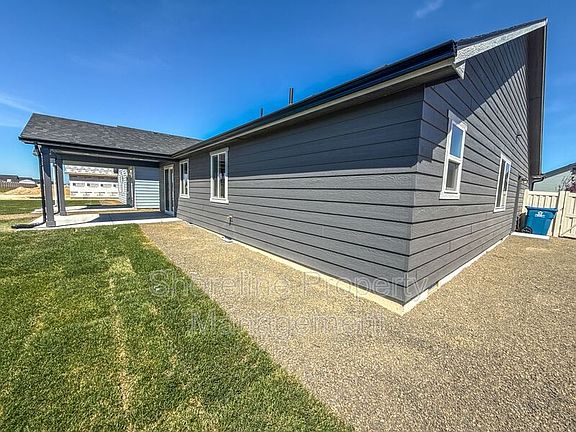 4th image of 5563 E Garby St