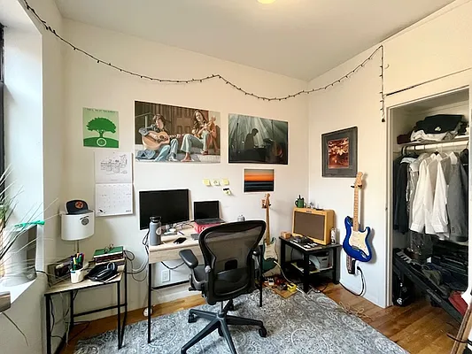 Rented by KNOCKKNOCK LLC | media 8