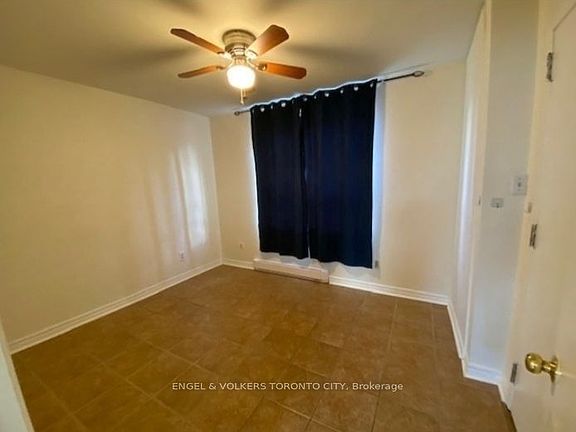 5th image of 23 Queen St #1