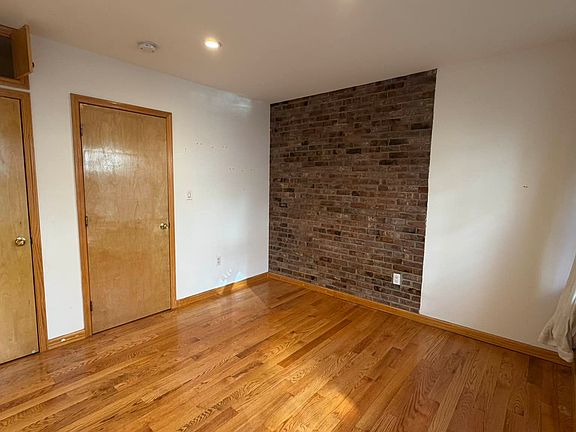 5th image of 229 Mott St APT 3