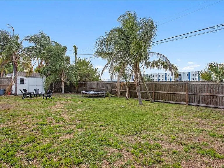 4215 W Bay Vista Ave — Photo 22