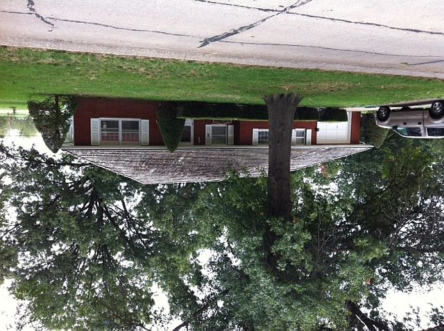 1st image of 8 Holly Ln