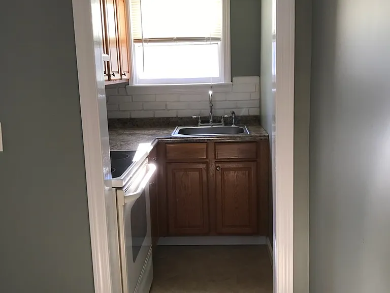 26 Radcliffe Ave #2 — Photo 4