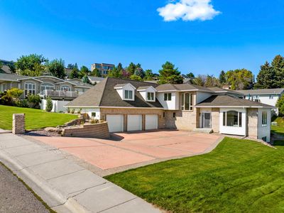 1905 Centennial Dr, Great Falls, MT, 59404