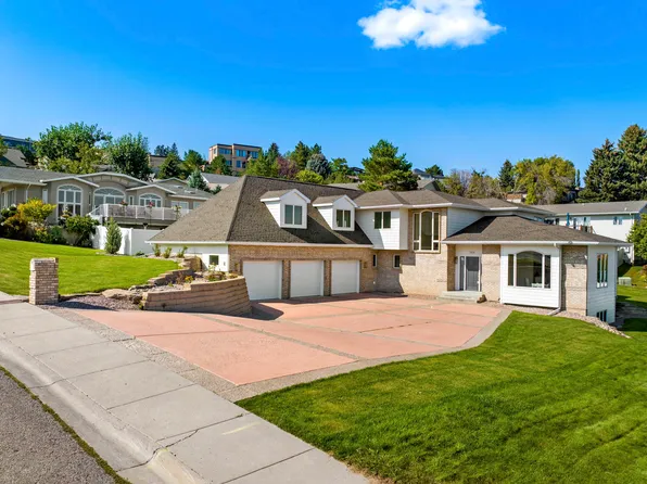 1905 Centennial Dr, Great Falls, MT 59404
