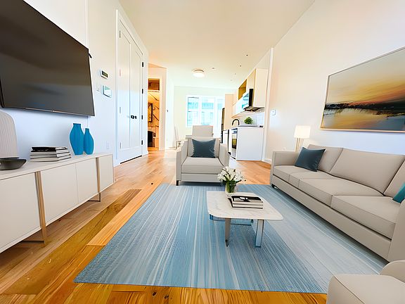 3rd image of 699 E 6th St #504