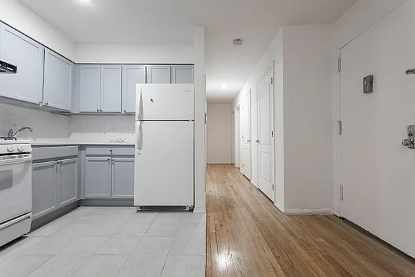 Rented by Dream Space Realty | media 7