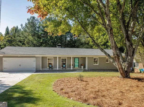 2769 Fleur De Lis Way, Dunwoody, GA 30360