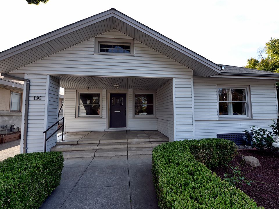 1st image of 130 Hawthorne Way