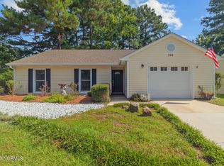 201 E Lakeridge Lndg, Jacksonville, NC 28546