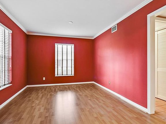 3rd image of 3920 W Sevilla St