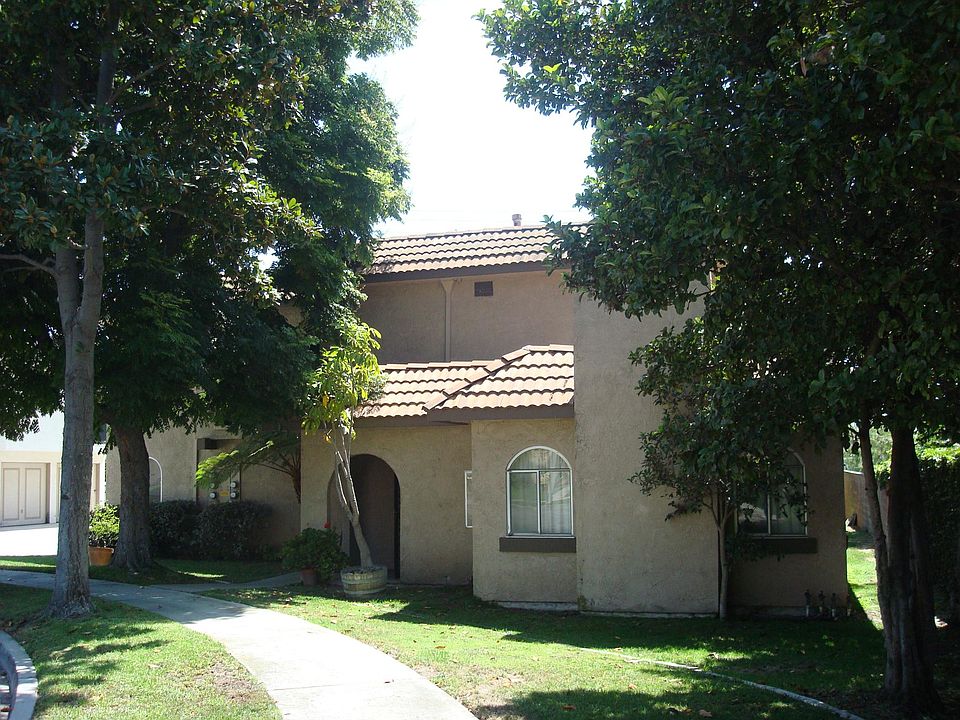 1st image of 14072 Pinebrook Dr APT A
