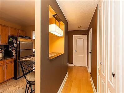 4th image of 1250 N La Salle Dr APT 1313