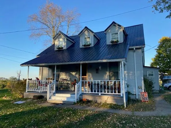 214 Elizabeth St, Brooksville, KY 41004
