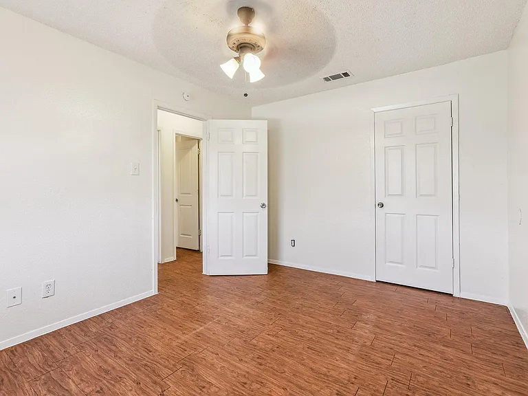 5000 Weidemar Ln #C — Photo 6
