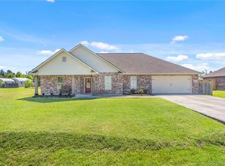 836 Magdalena St, Sulphur, LA 70663