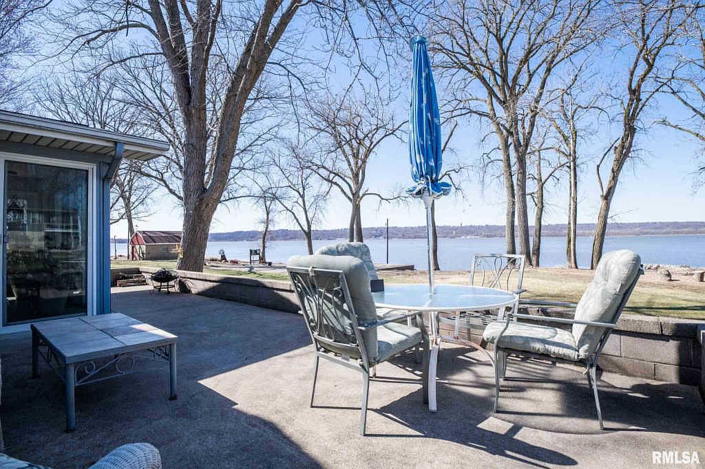 1249 Sunset Dr, East Peoria, IL 61611 Zillow