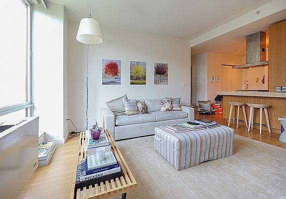 4th image of 450 W 17th St APT 1010