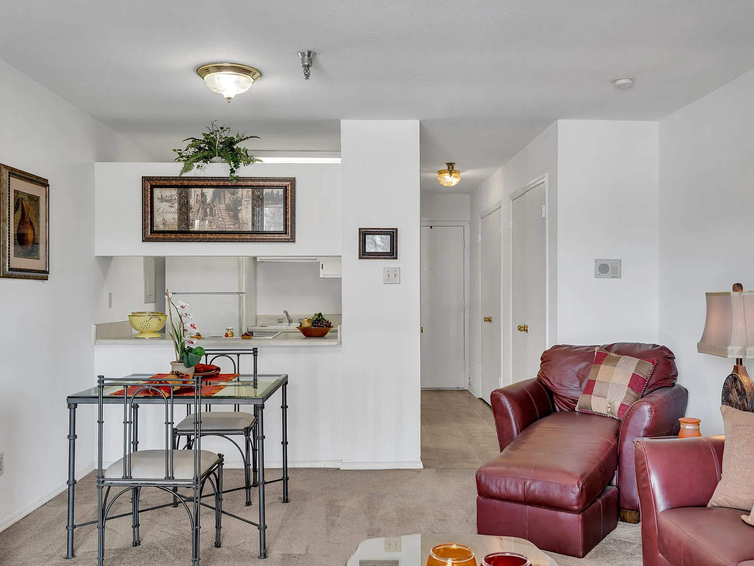 Almondtree Apartments — Photo 3