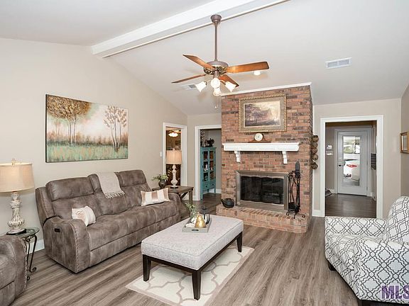 5th image of 10744 Holly Hock Dr