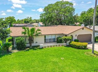 16 Fern Ct, Palm Coast, FL 32137