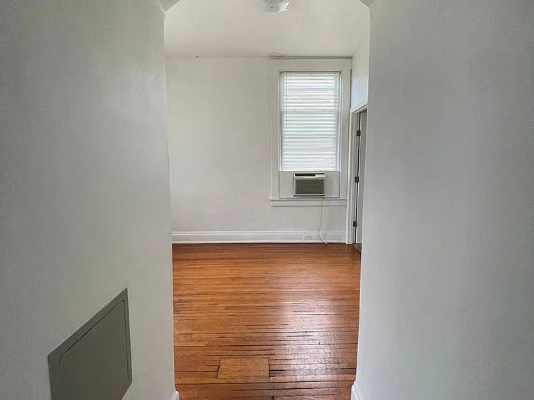 3450 Clifton Ave #6 — Photo 7