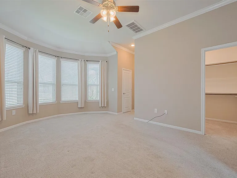 5327 Silver Ledge Dr — Photo 35