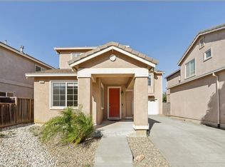 1888 Leaning Oak Dr, Fairfield, CA 94534