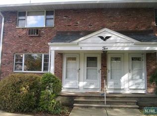 205 Washington Dr, Ramsey, NJ 07446