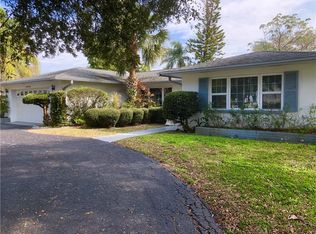 127 Overbrook Dr E, Largo, FL 33770