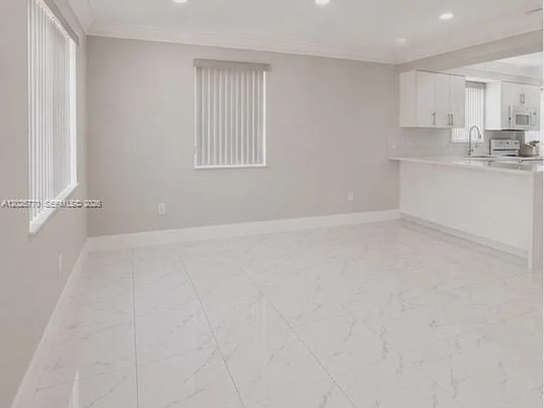 5735 Hayes St #0 — Photo 12