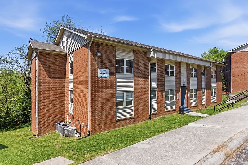 1st image of 2621 Wimpole Ave SE #82