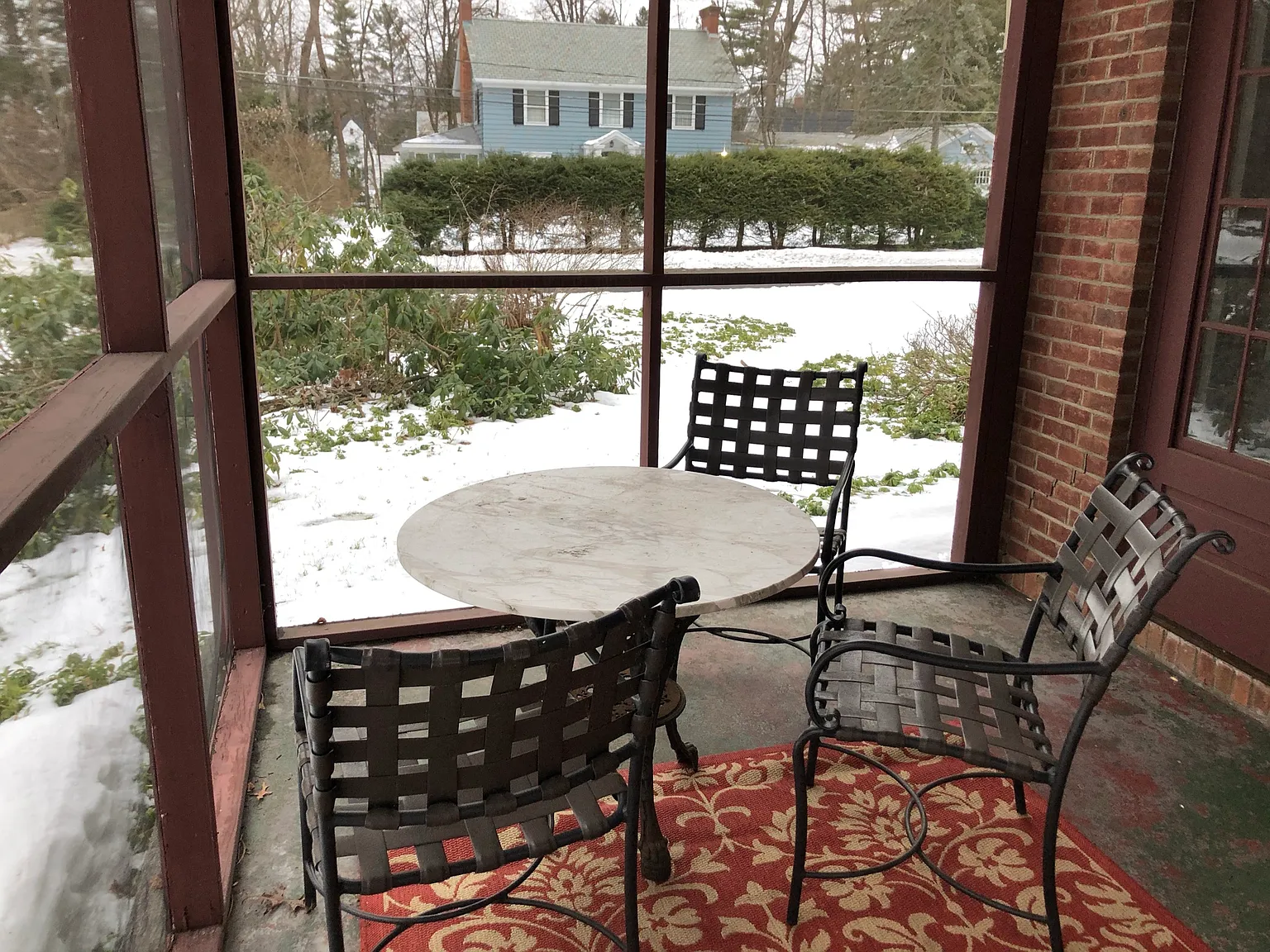 4 bed, 1.5 bath, 1900 sqft, $3,400 — Photo 2