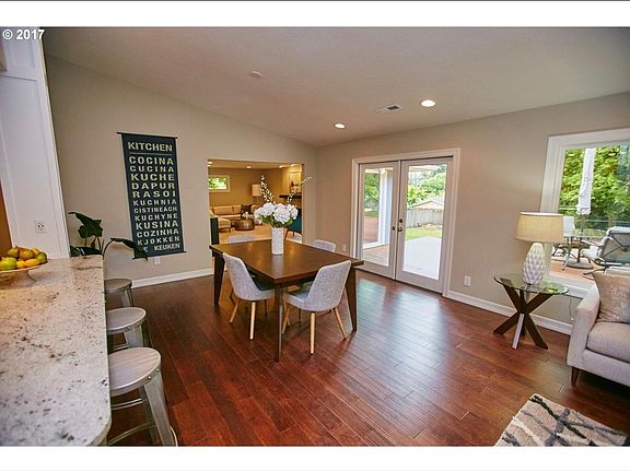 5th image of 2255 Greentree Rd