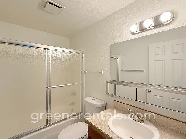 West Main Street Apartments — Photo 8