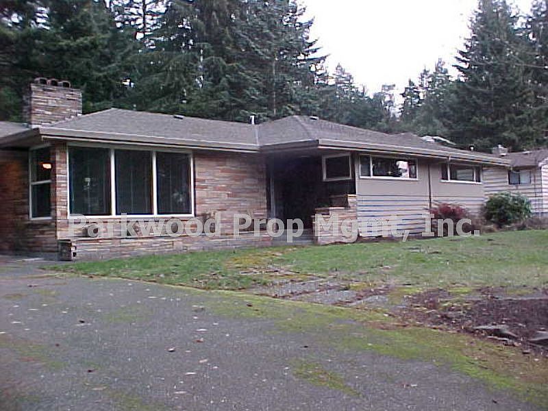 7607 Chambers Crk Rd W