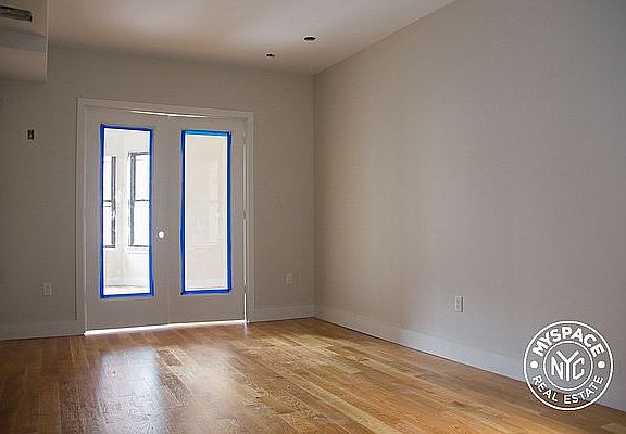 3rd image of 64 Saint James Pl APT 1B