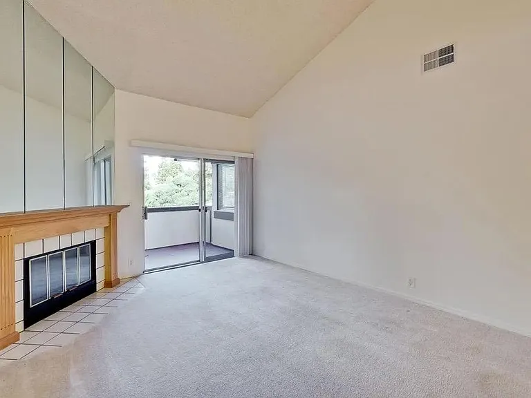 1400 Bowe Ave #2008 — Photo 20