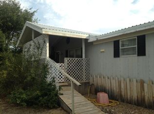 1205 Cottonwood Ln, Plainview, TX 79072