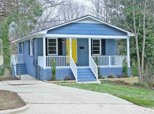 2910 Woods Pl, Raleigh, NC 27607