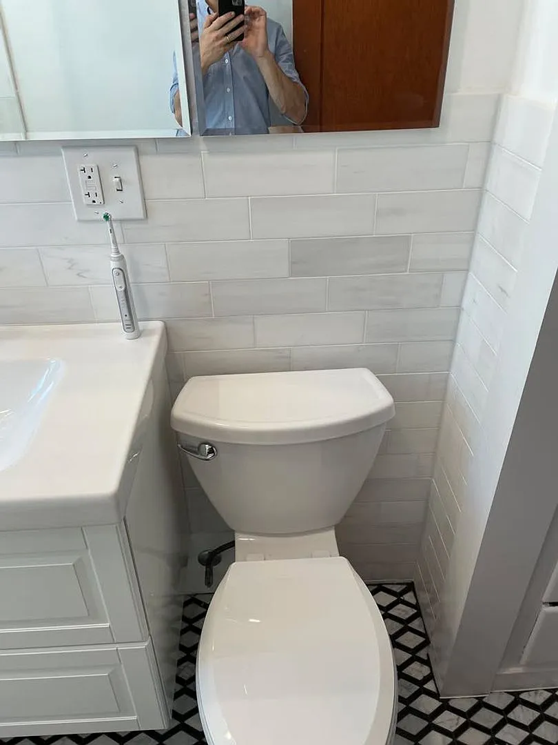 No Fee!! Lower Allston 4 Bed/2 Bath With Central Air, W/D, And Parking Included — Photo 3