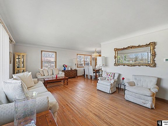 4th image of 5405 Browne St