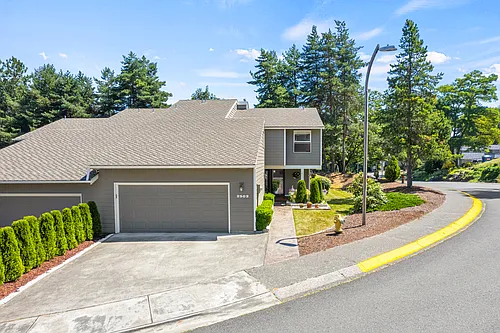 2502 174th Ave NE Photo 1