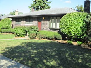 203 N Mill Rd, Wood Dale, IL 60191