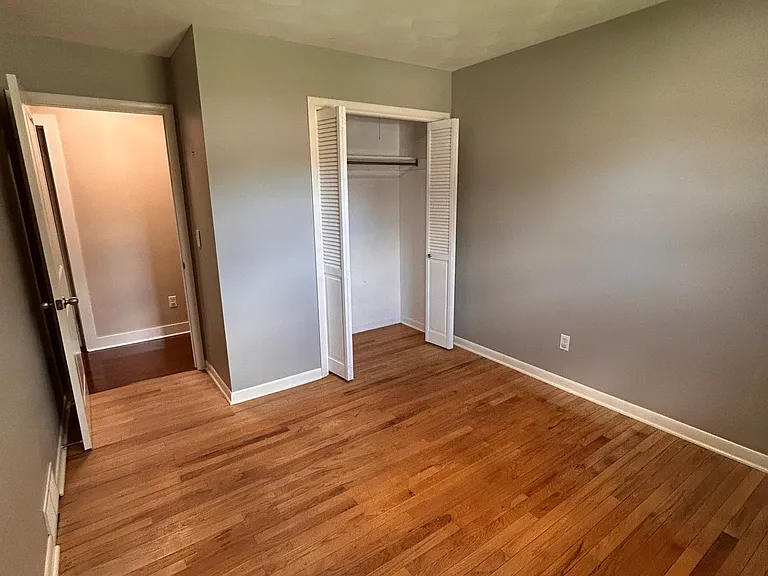 5115 Old Colony Rd — Photo 13